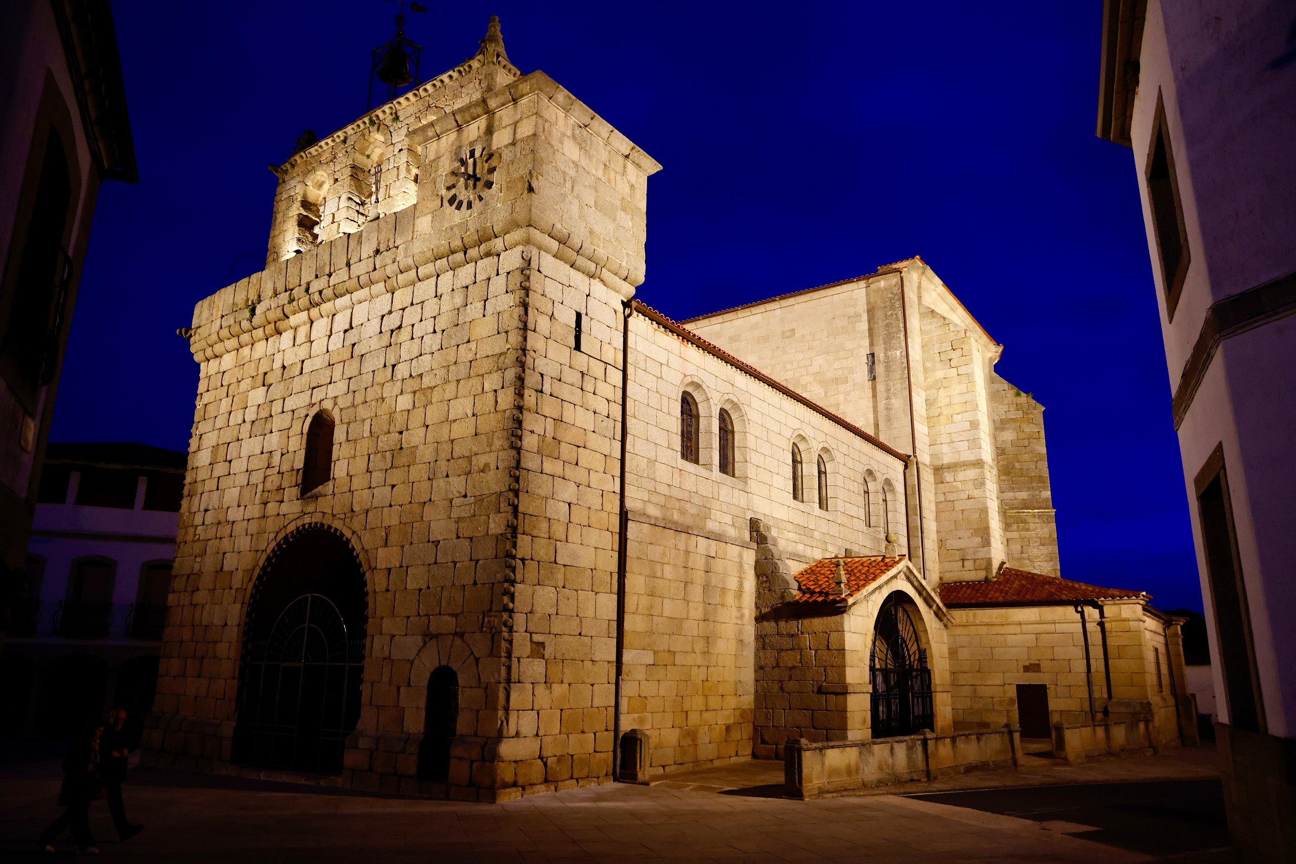 La iglesia salmantina San Pedro ad Vincula estrena iluminación sostenible gracias a la Fundación Iberdrola España