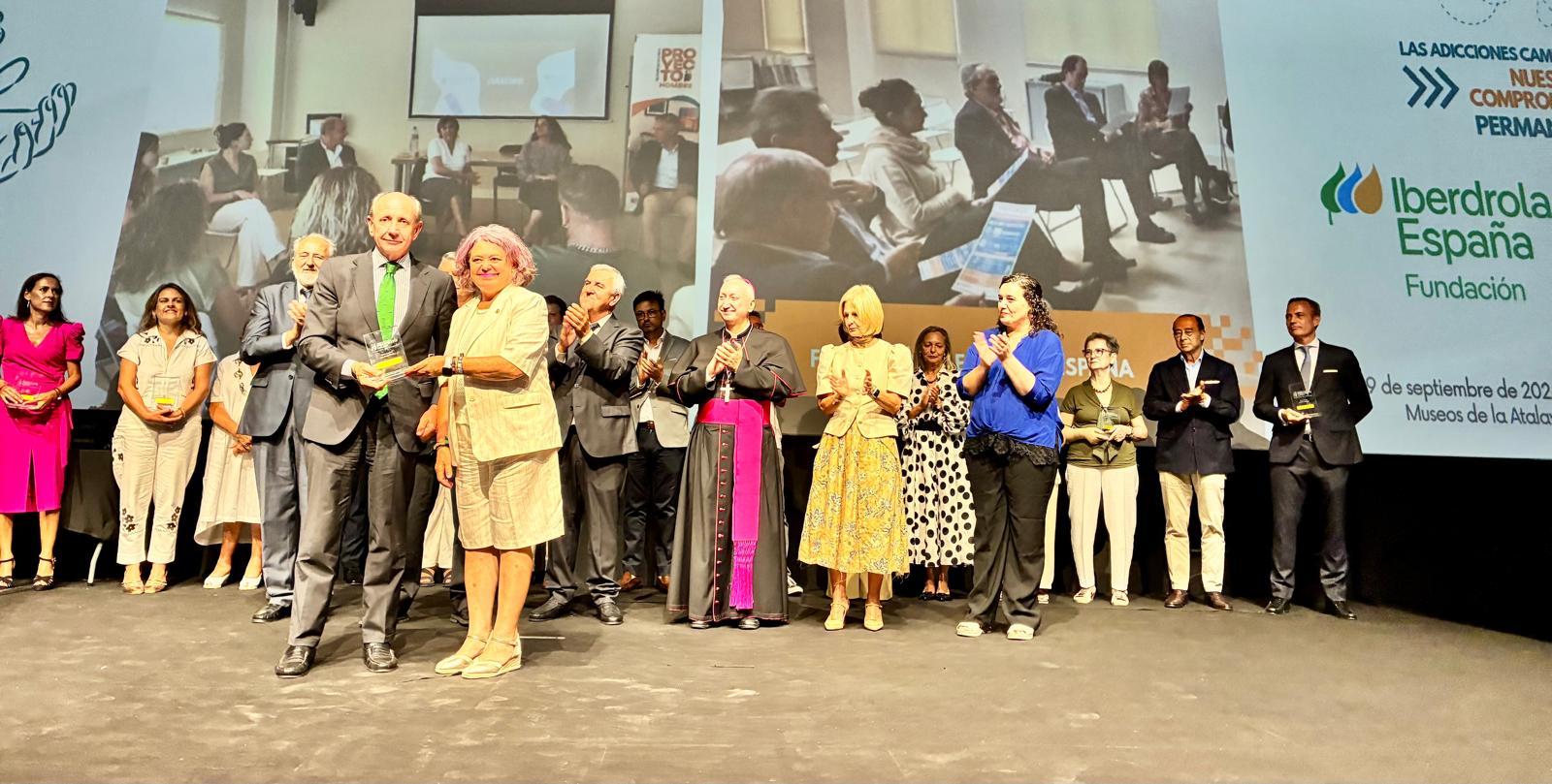 La Fundación recibe un reconocimiento de la Fundación Centro Español de Solidaridad-Proyecto Hombre Jerez por su compromiso social